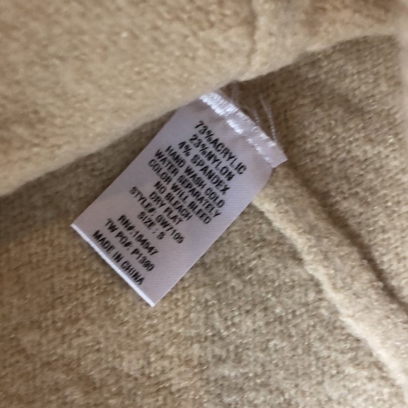 Flawless Crewneck Sweater Rainbow Sleeves - Picture 4 of 8